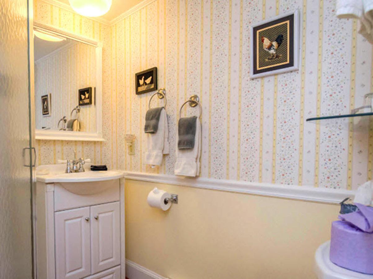 Elms Of Camden Bed & Breakfast Bagian luar foto