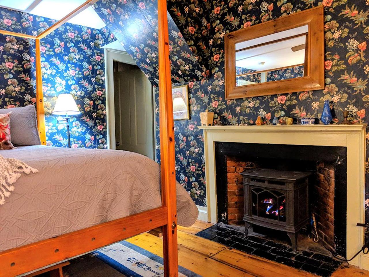 Elms Of Camden Bed & Breakfast Bagian luar foto